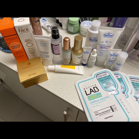 SKIN CARE BUNDLE - Picture 2 of 6